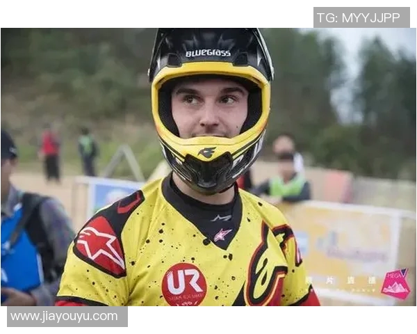 河床队与基多体育大学的巅峰对决精彩回顾与赛后分析