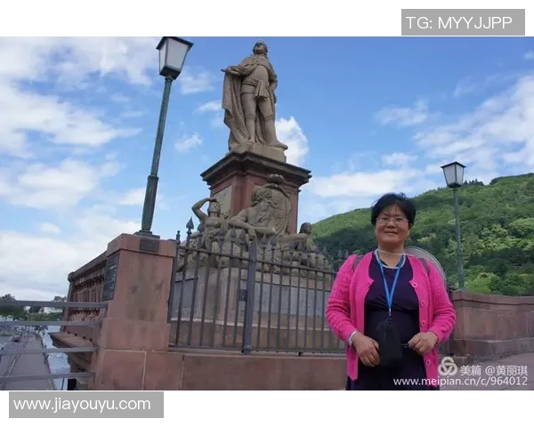 荷兰与比利时足球对决展现欧洲强队风采与激情碰撞 荷兰与比利时足球对决展现欧洲强队风采与激情碰撞