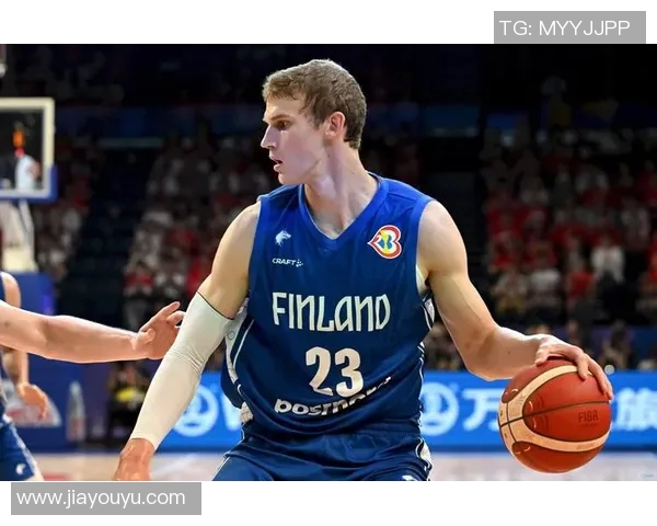 劳里马尔卡宁的崛起之路与篮球梦想的追逐历程 劳里马尔卡宁的崛起之路与篮球梦想的追逐历程