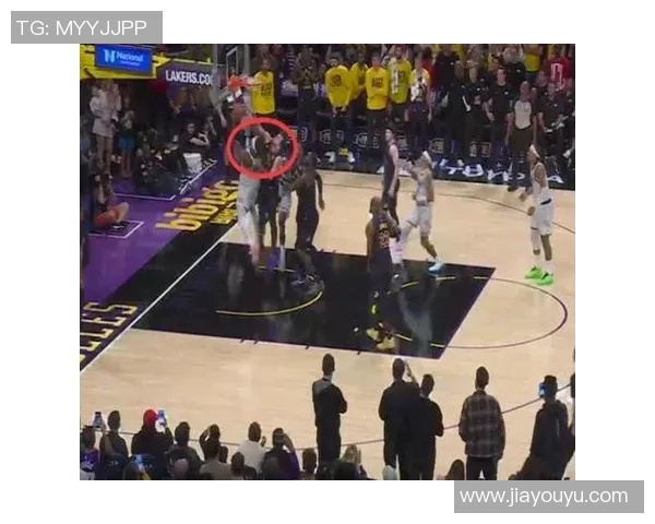 湖人对决热火精彩瞬间回顾与JRS赛事分析 湖人对决热火精彩瞬间回顾与JRS赛事分析